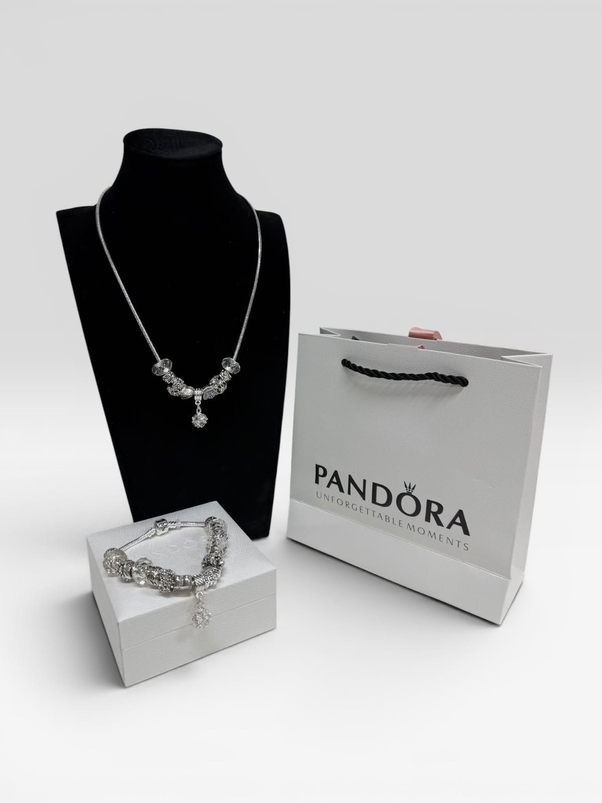 Necklace & bracelet