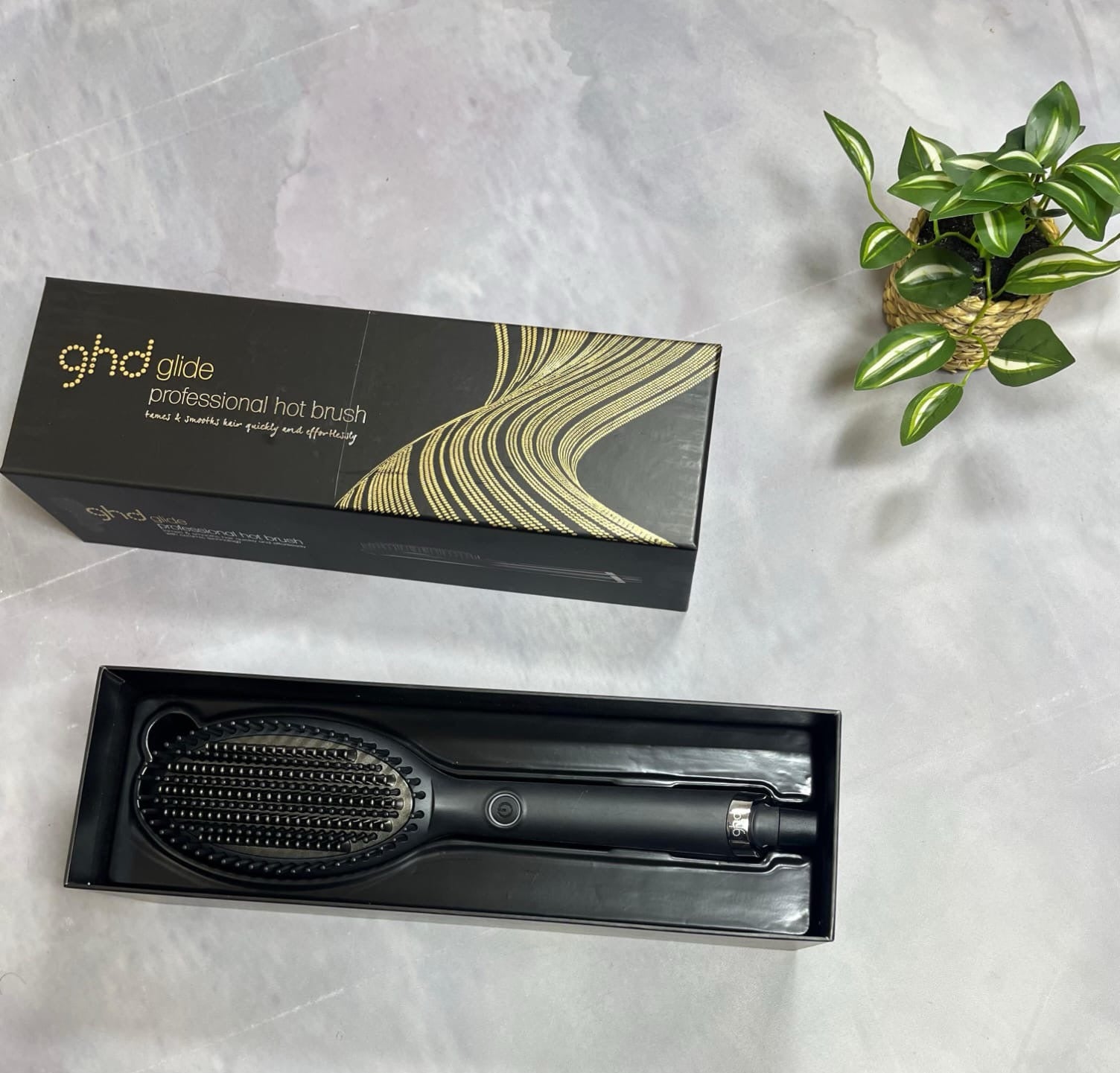 Ghd glide professional hot brush