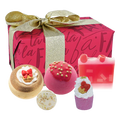 Fa La La Festive Gift Pack