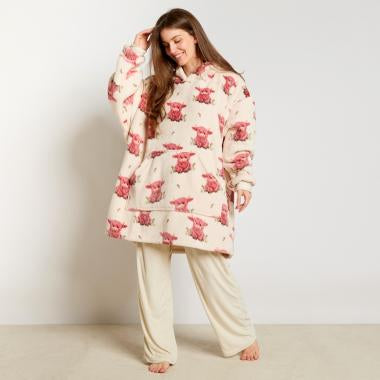 Harry The Highland Cow Hoodie Blanket - Cream