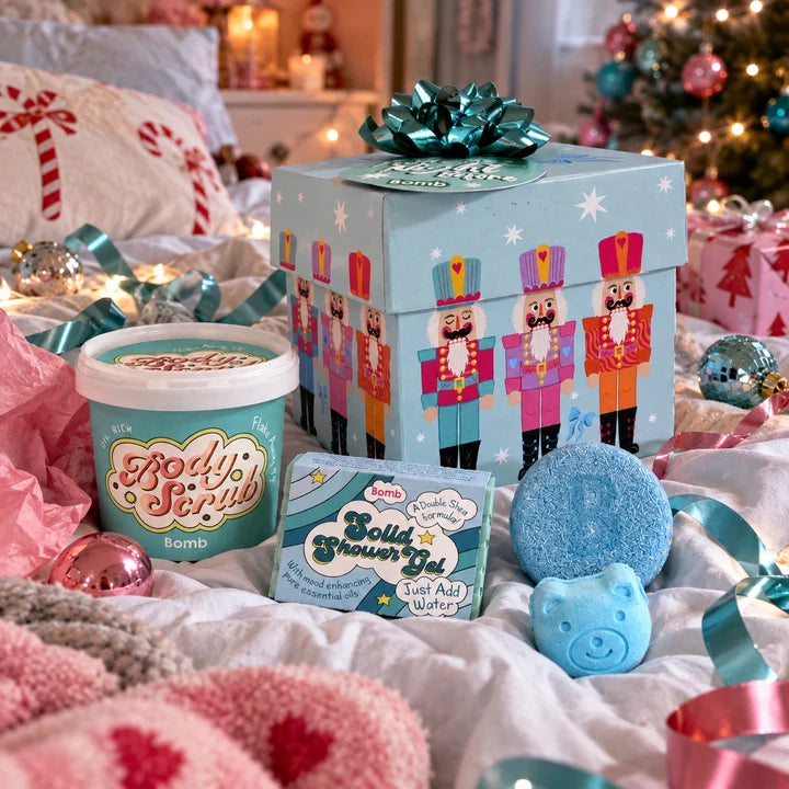 LIMITED EDITION - A Cracking Little Christmas Gift